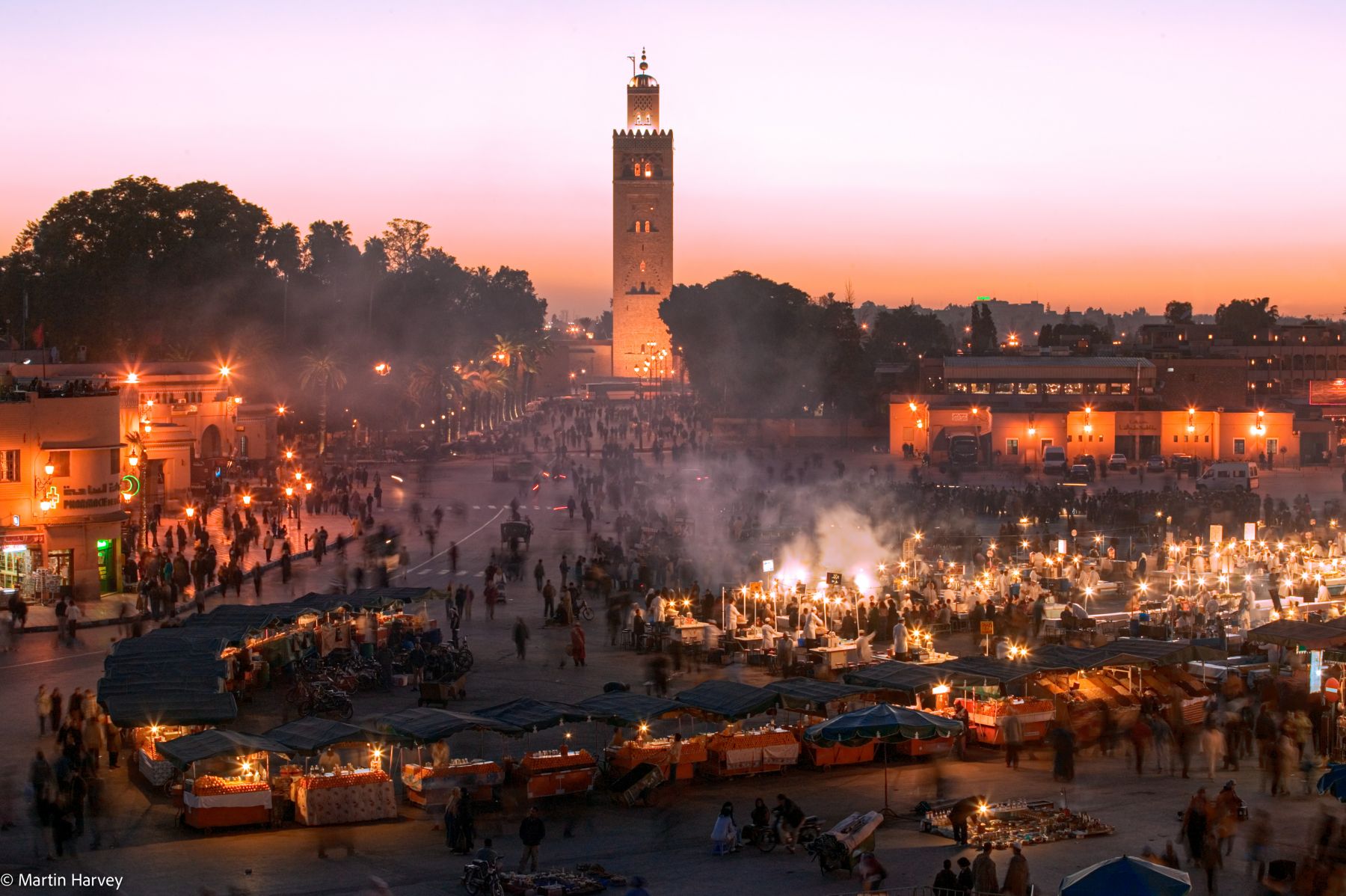 23_6399d46fb9383s_0 morocco holiday celebration
